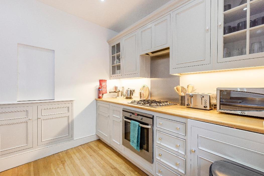Covent Garden Townhouse Magical & Charming 8 * Londra